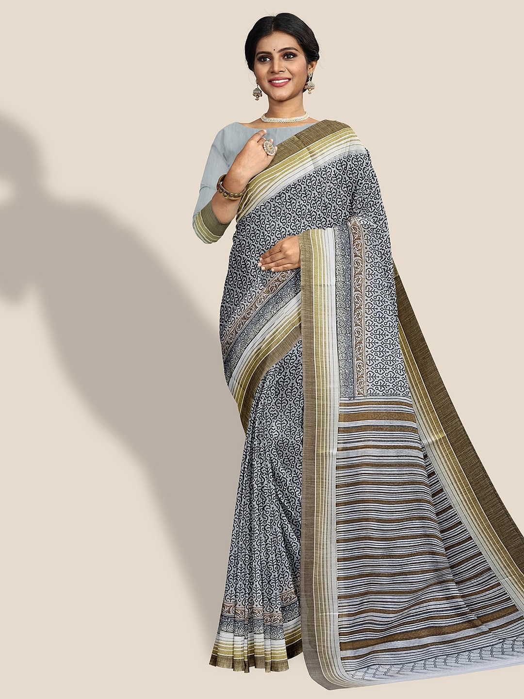 

The Chennai Silks Floral Printed Pure Cotton Saree, Off white