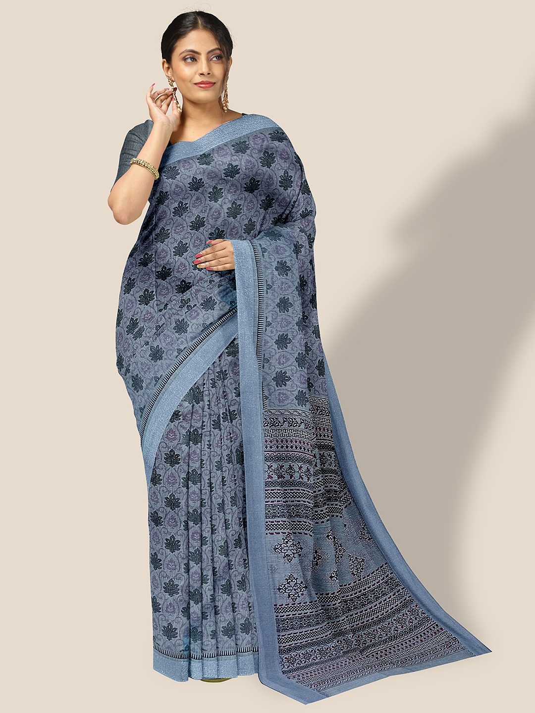 

The Chennai Silks Floral Printed Zari Pure Cotton Saree, Grey