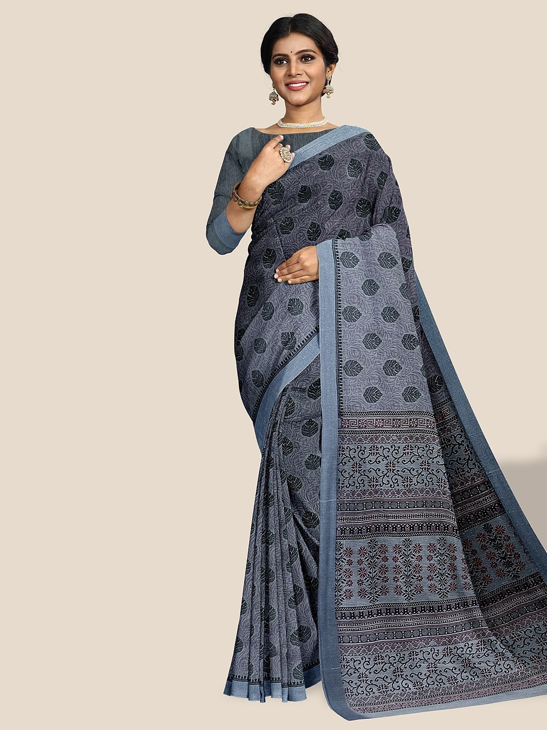 

The Chennai Silks Floral Printed Pure Cotton Saree, Grey