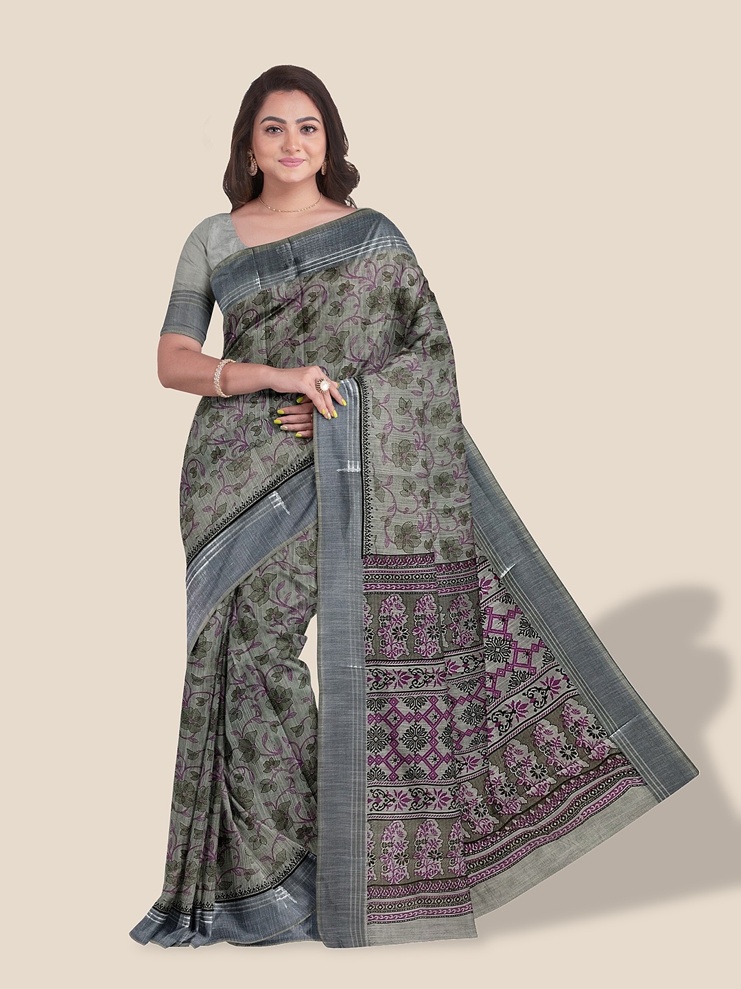

The Chennai Silks Floral Printed Pure Cotton Saree, Grey