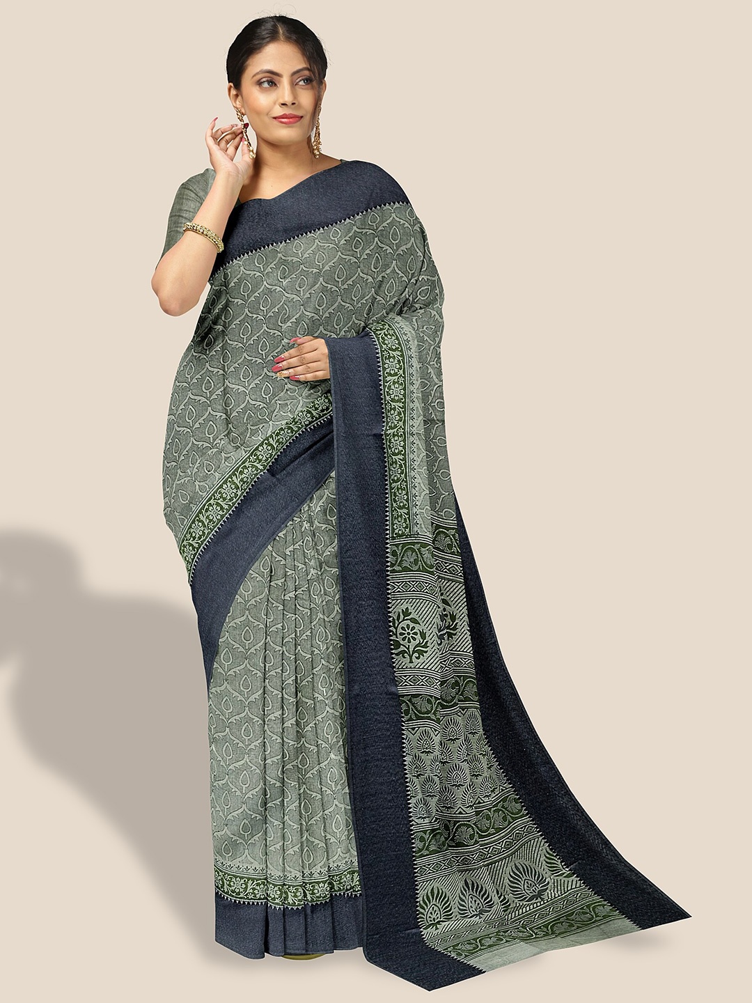 

The Chennai Silks Ethnic Motif Printed Pure Cotton Saree, Green