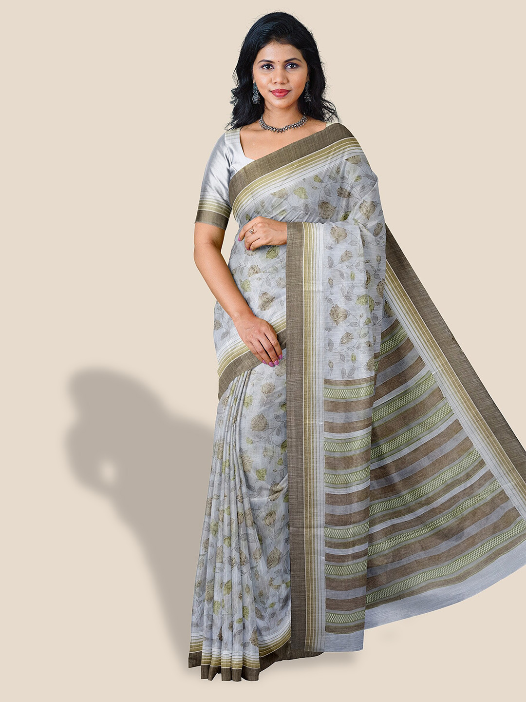 

The Chennai Silks Floral Printed Pure Cotton Saree, Off white