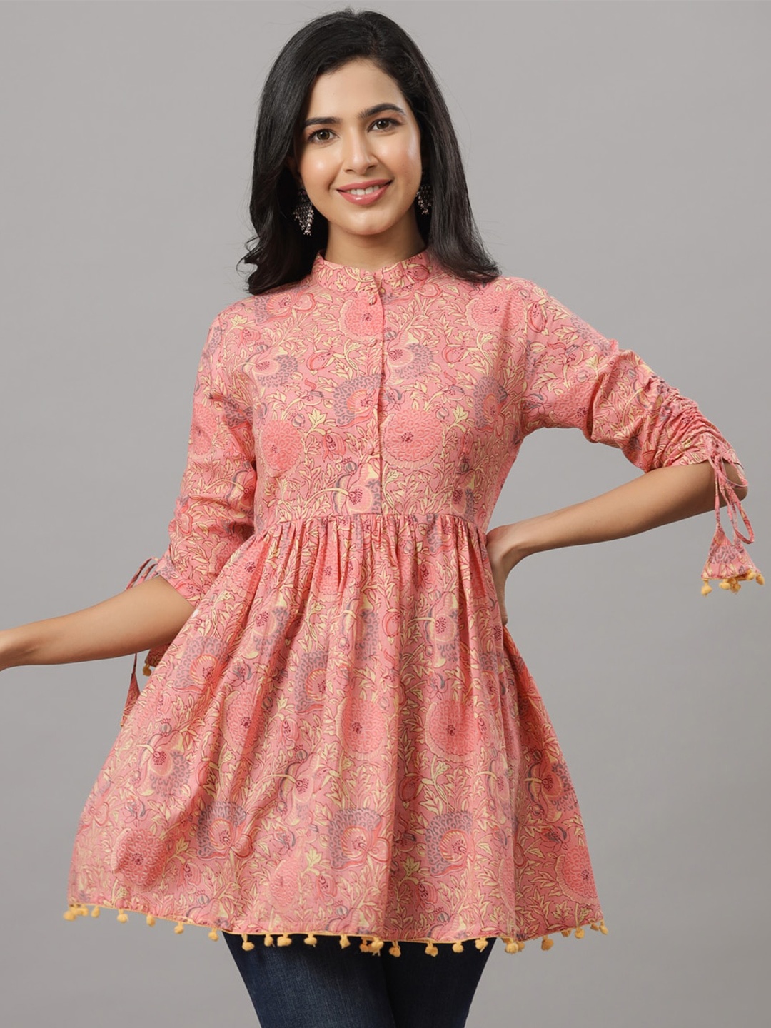 

Indian Virasat Floral Print Mandarin Collar Empire Longline Top, Peach
