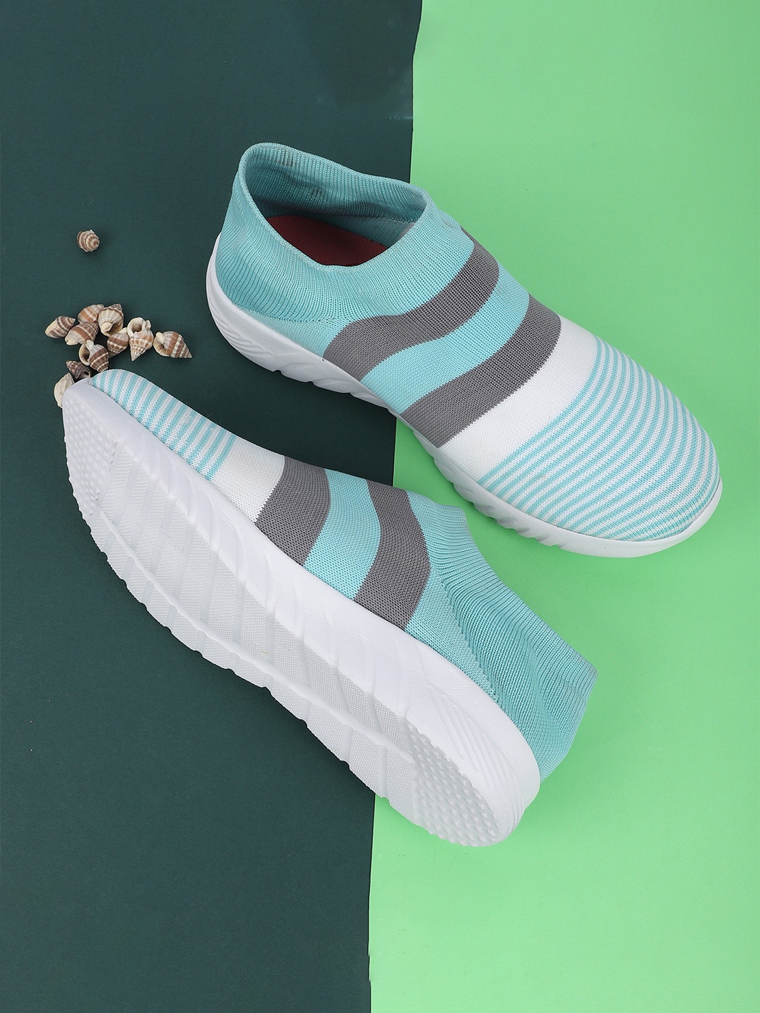 

TPENT Women Comfortable Anti Odour Non-Marking Slip-On Running Shoes, Blue