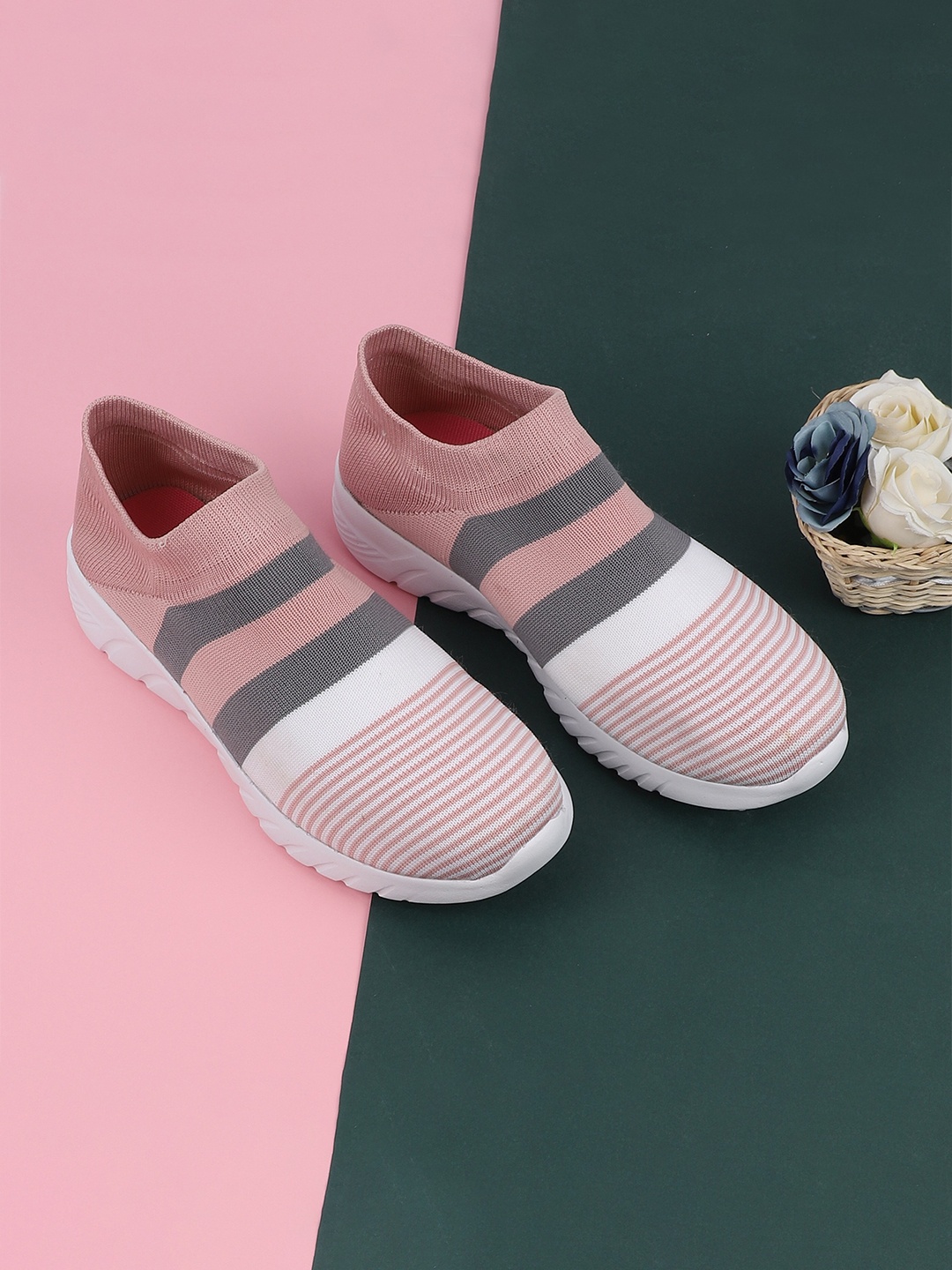 

TPENT Women Comfortable Anti Odour Non-Marking Slip-On Running Shoes, Pink