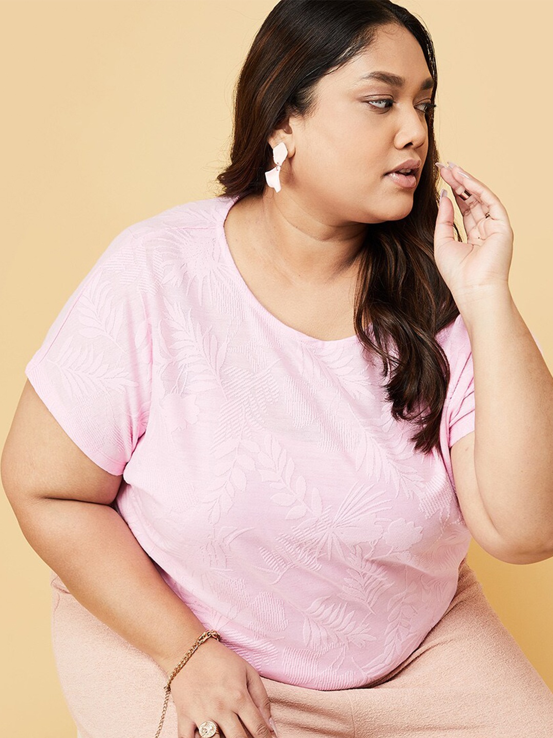 

max Plus Size Self Design Extended Sleeves Cotton Top, Pink