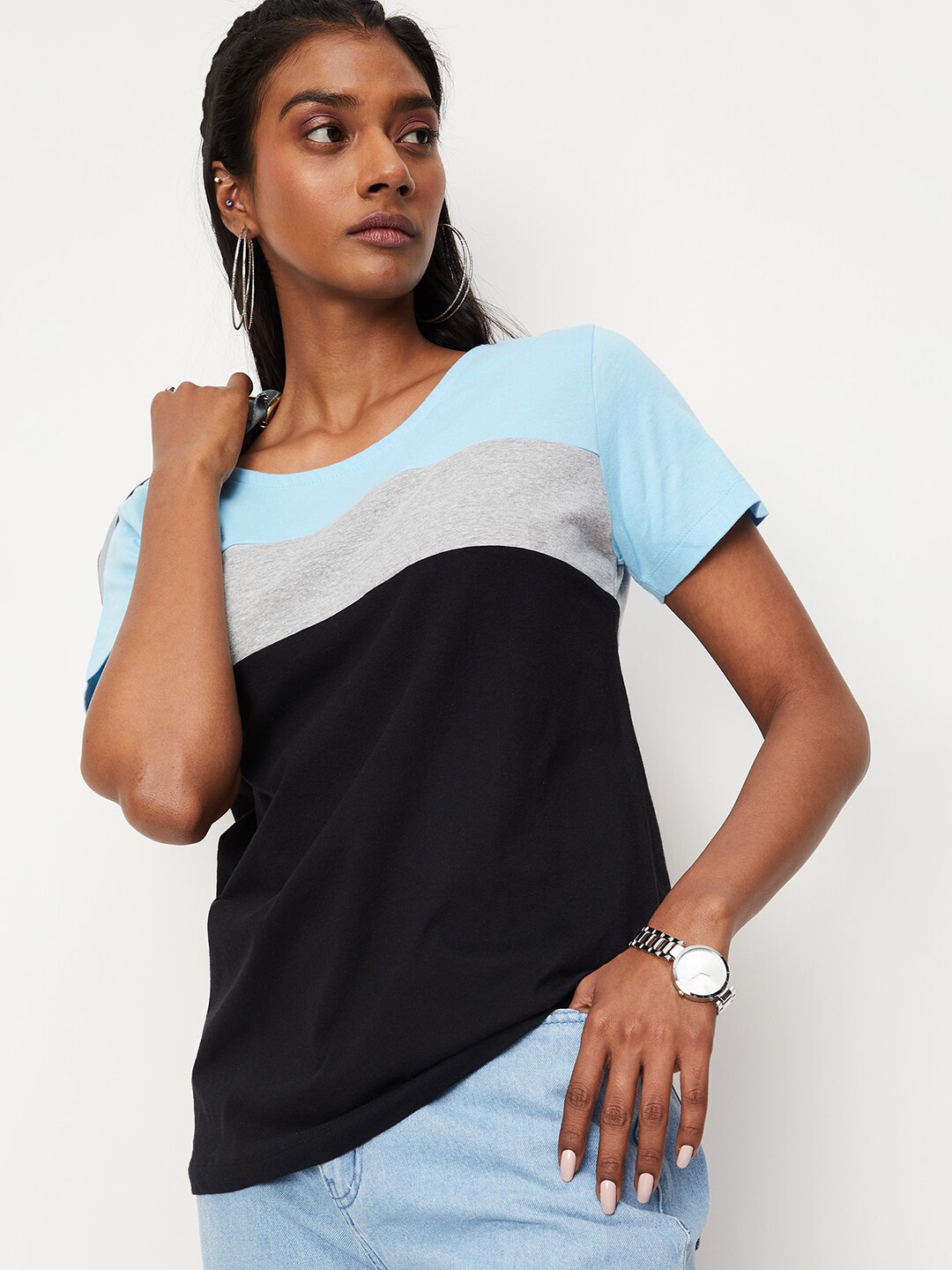 

max Colourblocked Cotton Round Neck Regular Sleeves Top, Blue