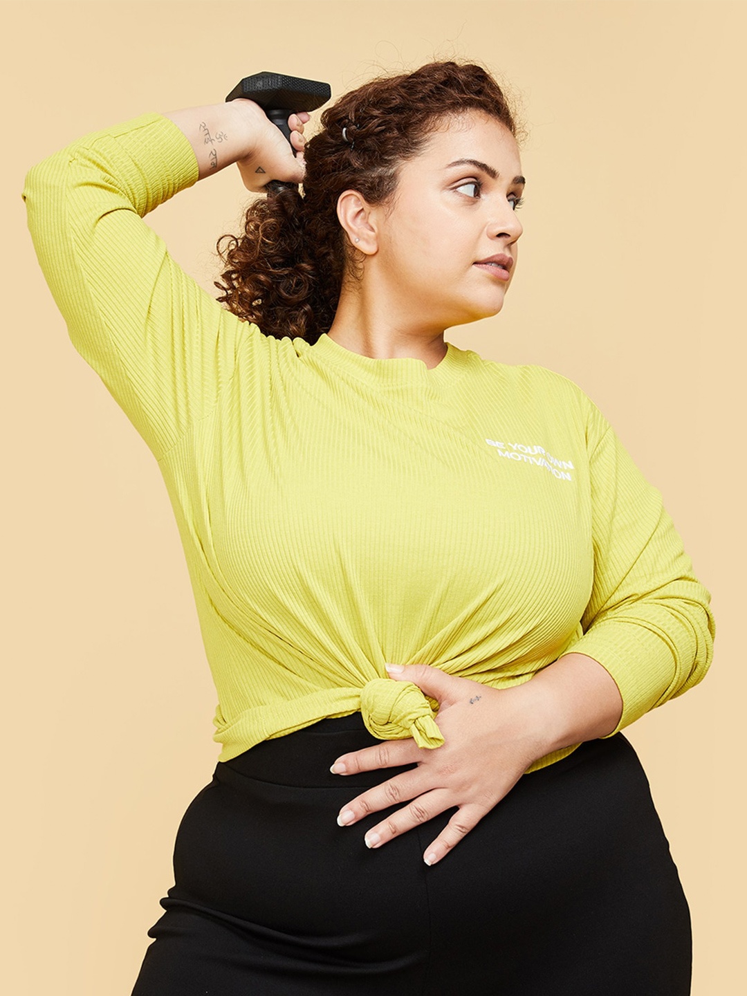 

max Round Neck Regular Fit T-shirt, Yellow