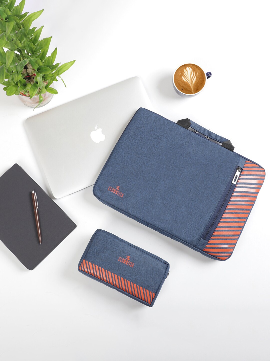 

THE CLOWNFISH Rex & Scholar Solid Laptop Sleeve With Pouch, Navy blue