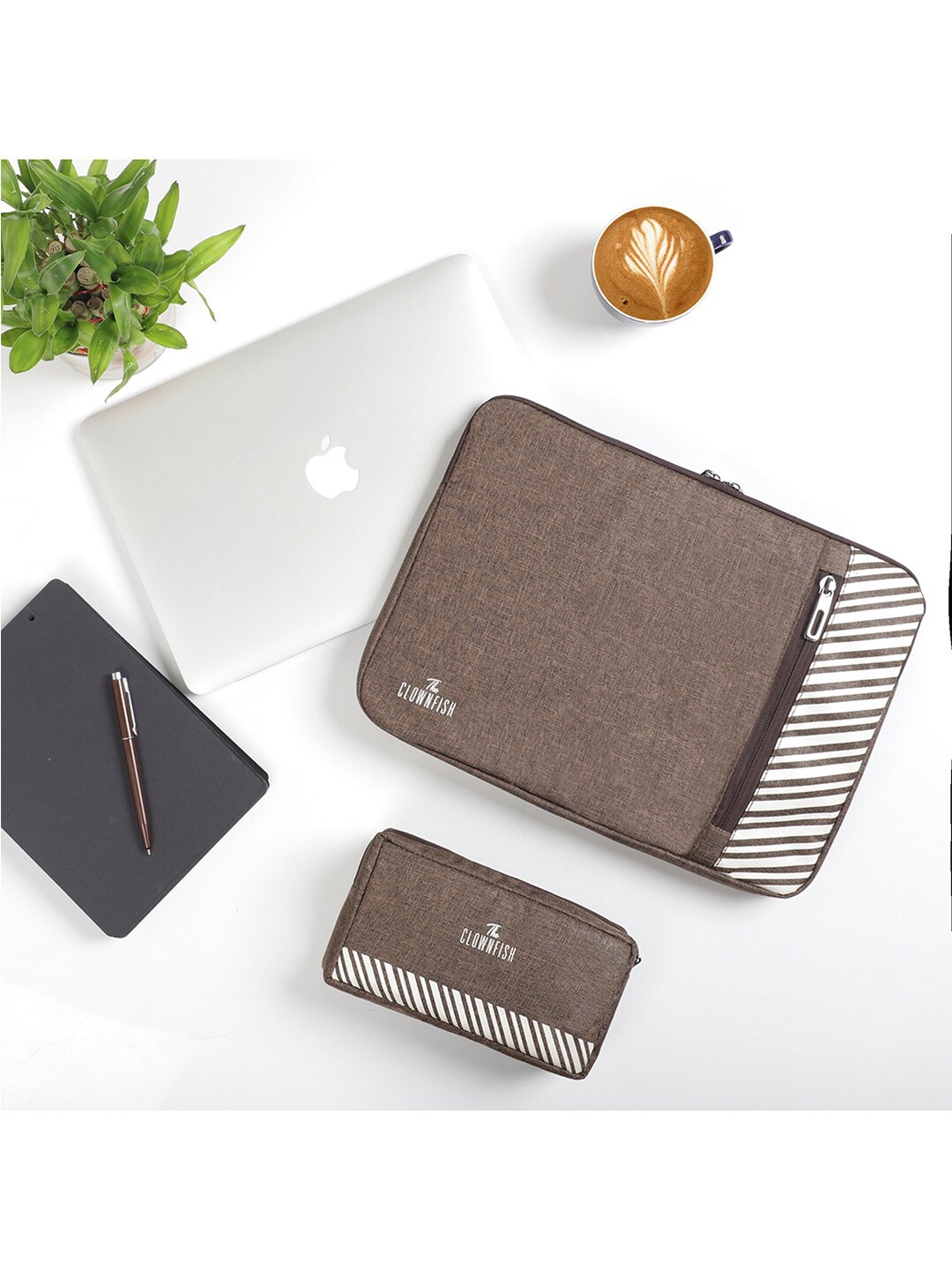 

THE CLOWNFISH Algo & Scholar Solid Laptop Sleeve With Pouch, Brown