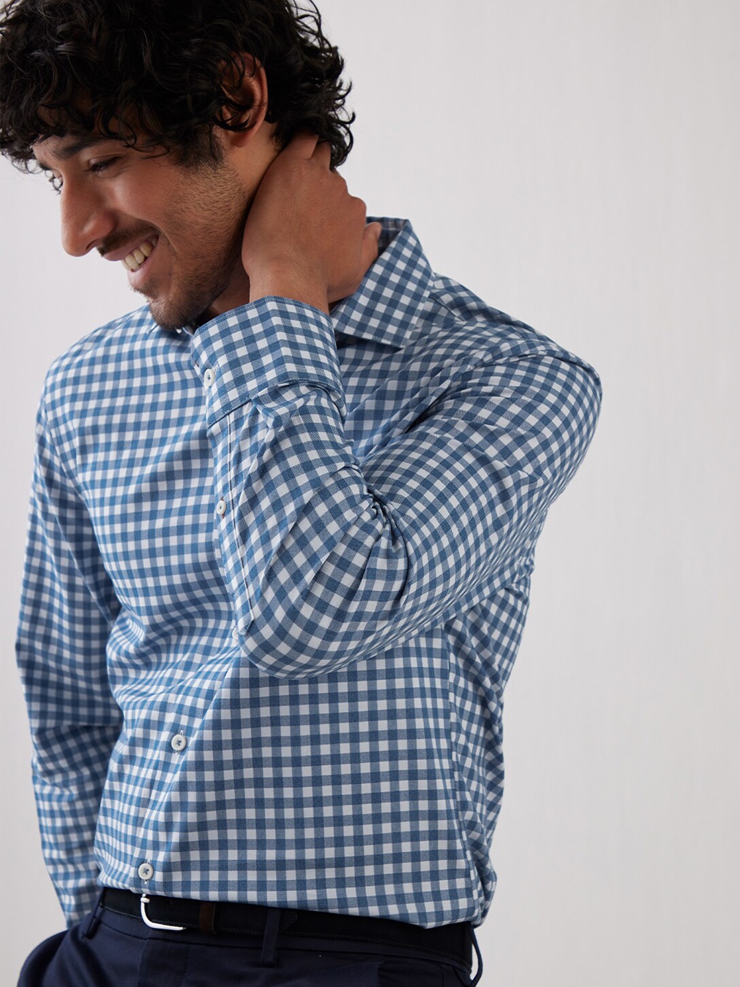 

Andamen Gingham Checked Spread Collar Slim Fit Cotton Shirt, Blue