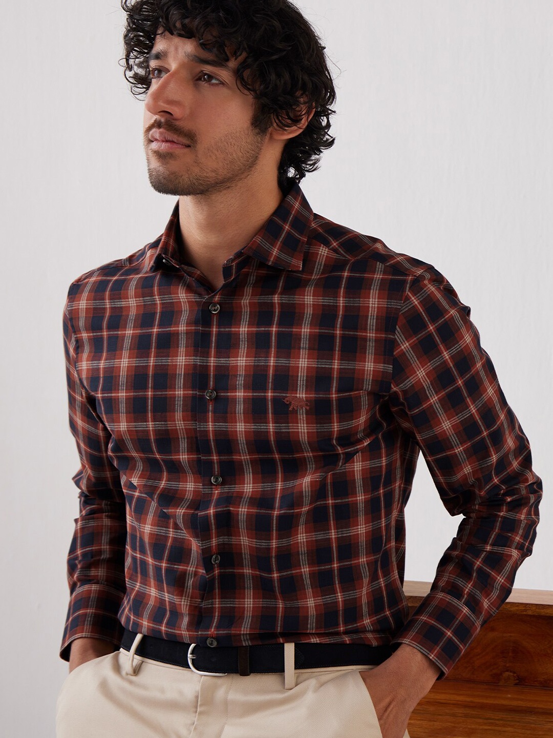 

Andamen Tartan Checked Cutaway Collar Cotton Casual Shirt, Rust