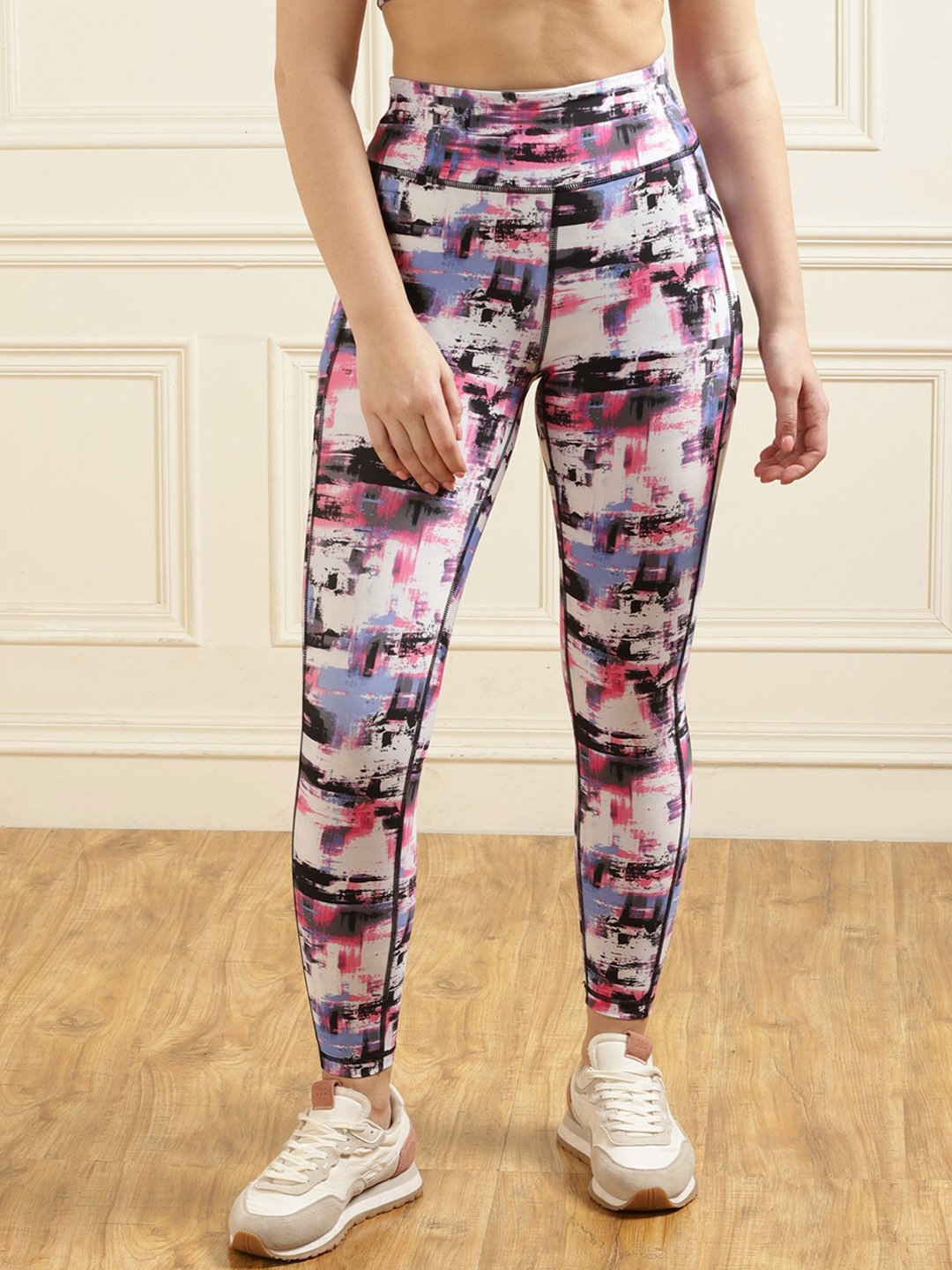 

DKNY Women Printed High-Waist Ankle-Length Sports Leggings, White