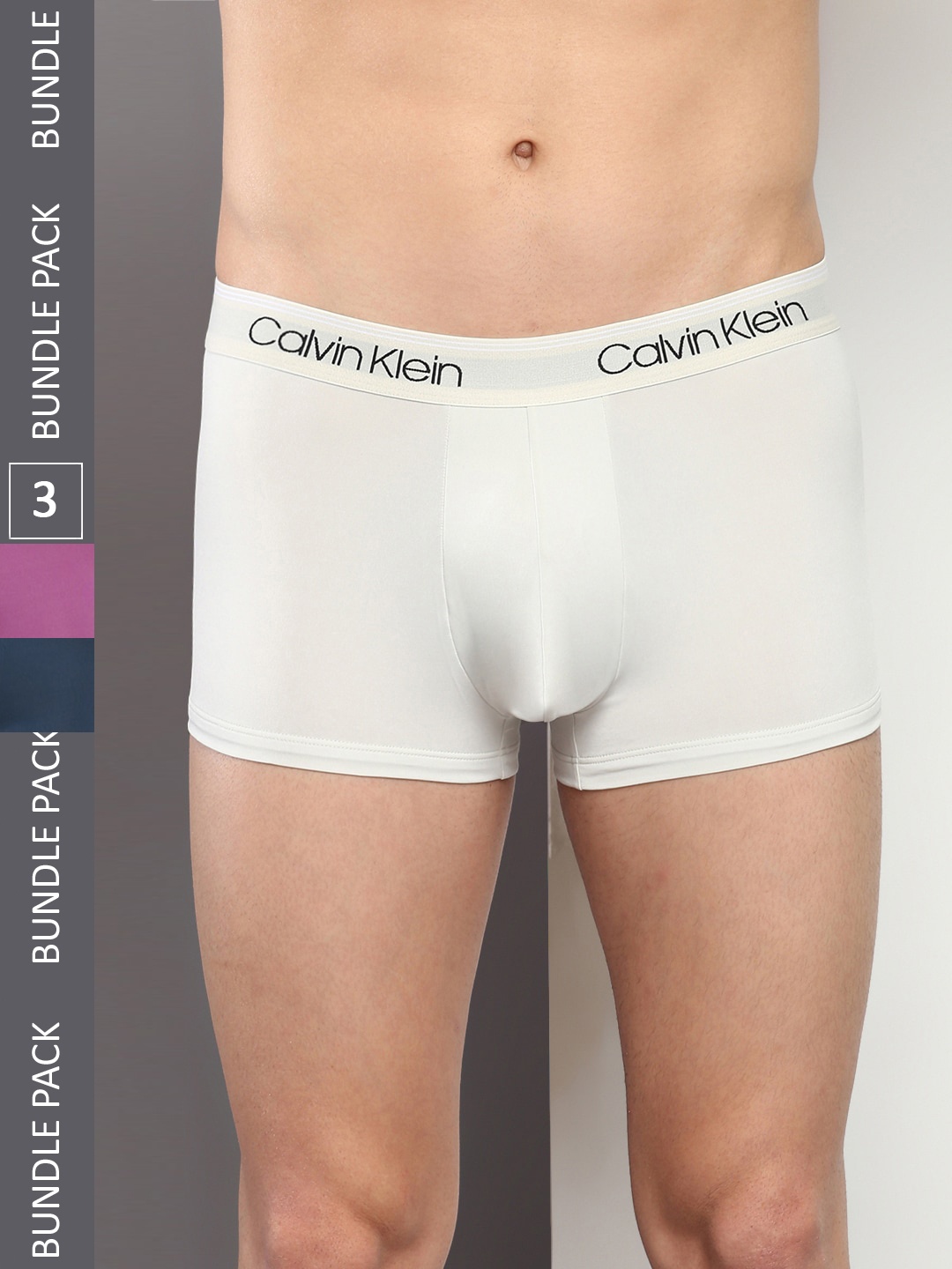 

Calvin Klein Underwear Men Pack Of 3 Mid Rise Outer Elastic Trunks, White