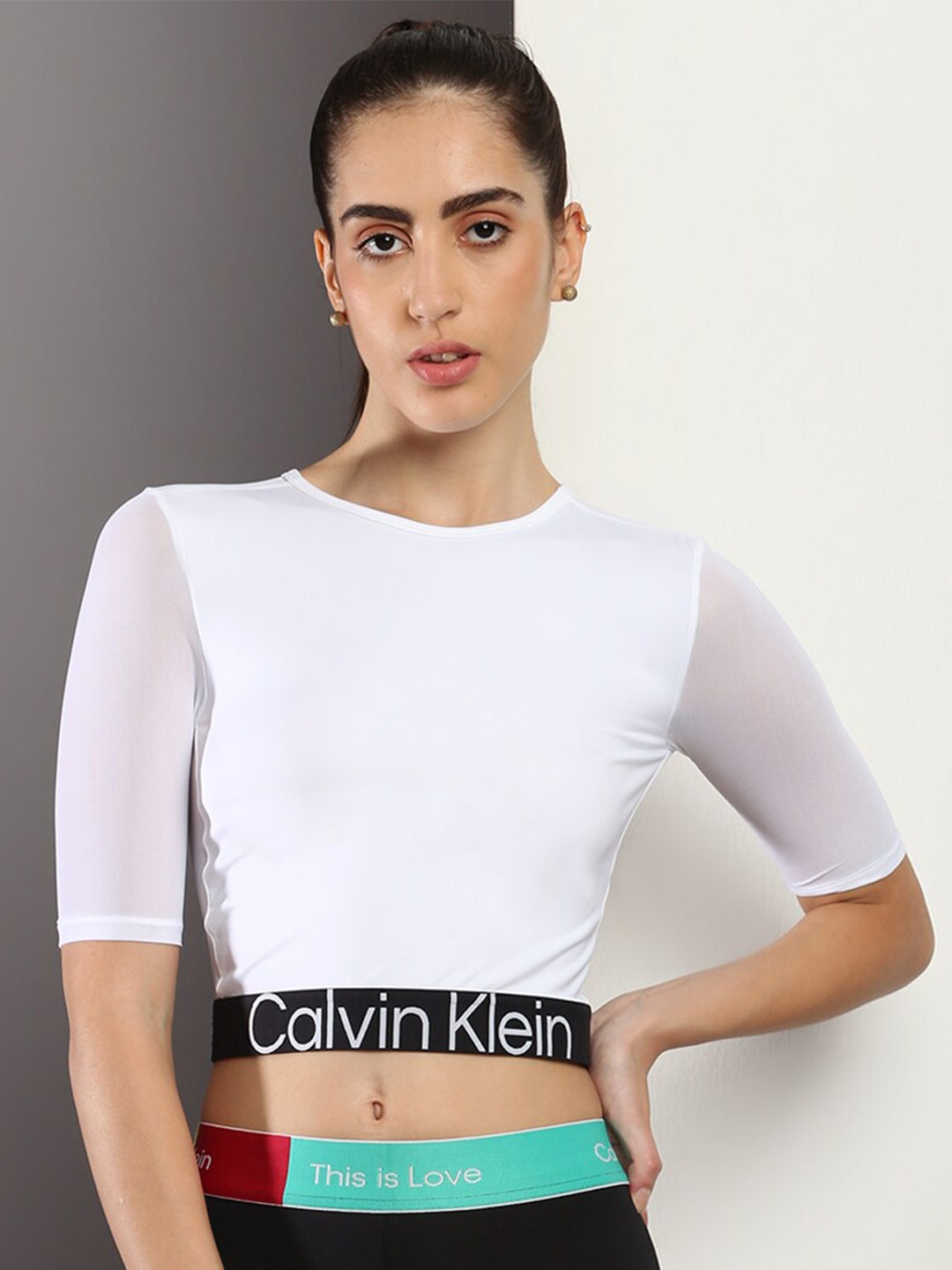 

Calvin Klein Jeans Round Neck Crop Top, White