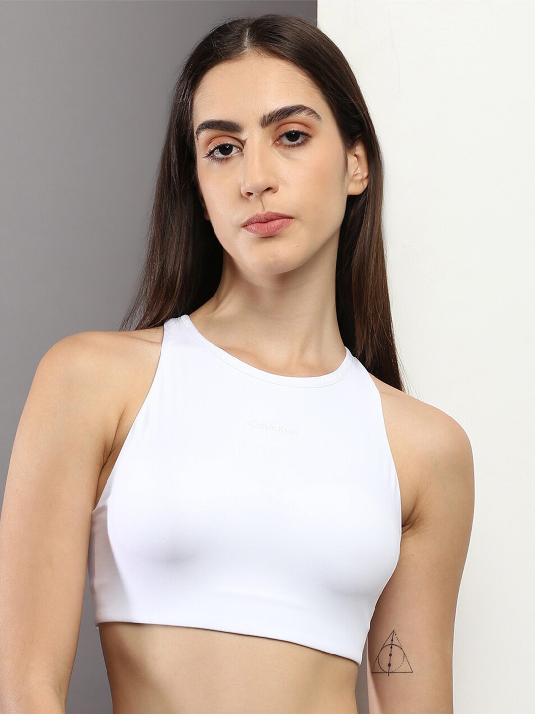 

Calvin Klein Underwear Underwired Non Padded Seamless Super support Bra, White