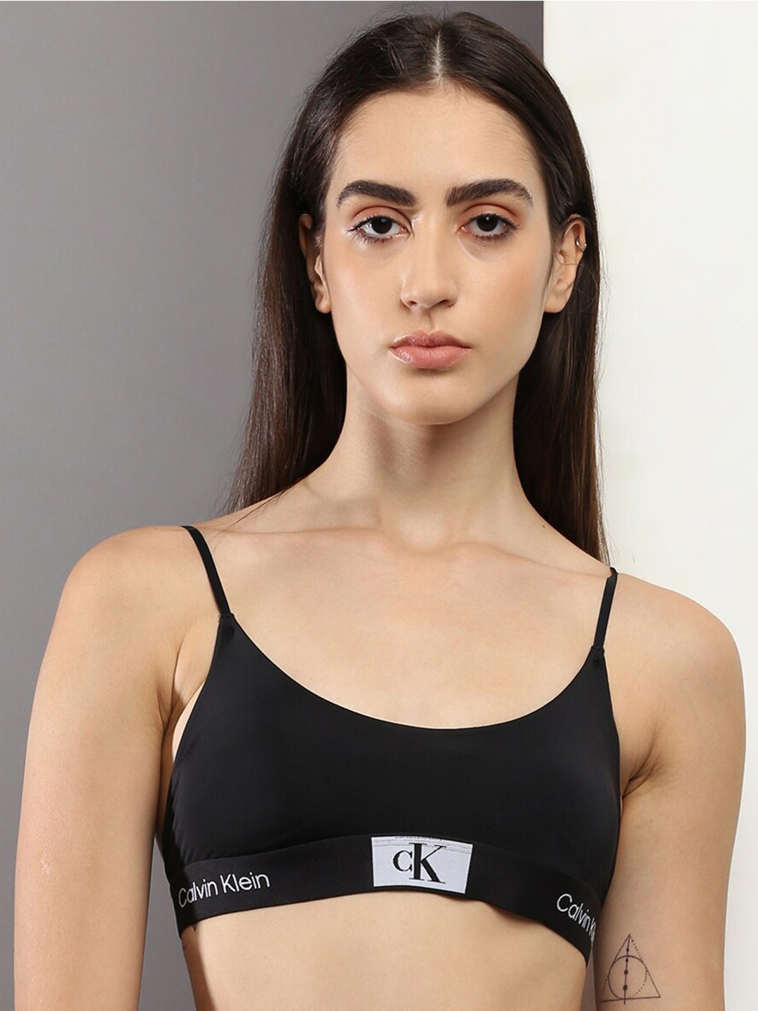 

Calvin Klein Underwear Bralette Lightly Padded Bra, Black