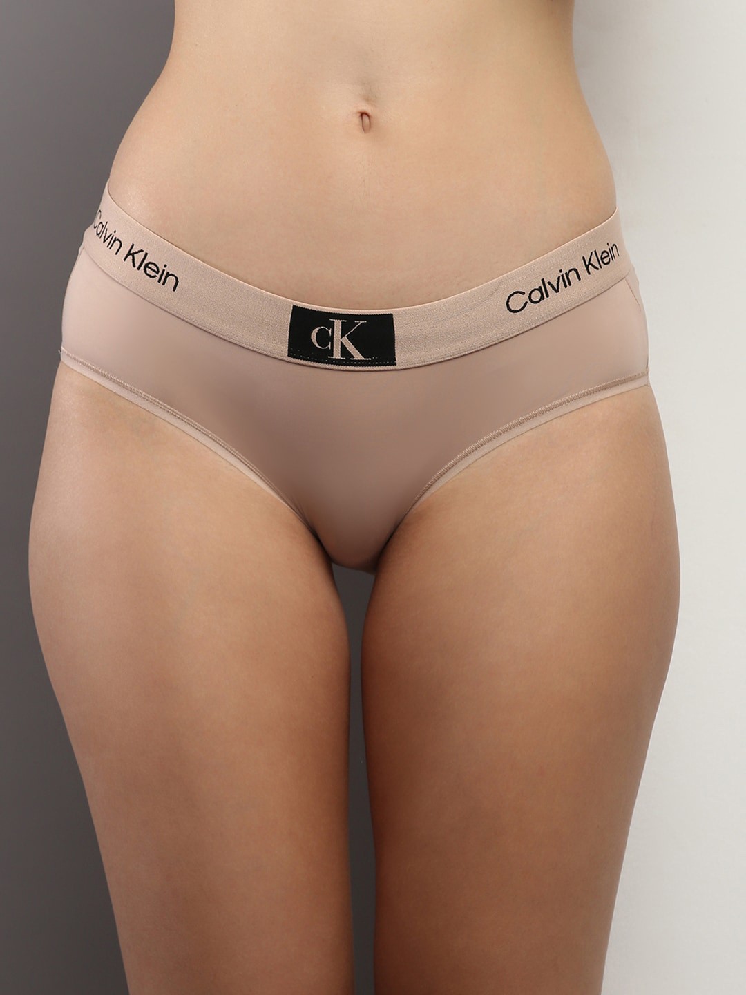 

Calvin Klein Underwear Women Bikini Briefs, Pink