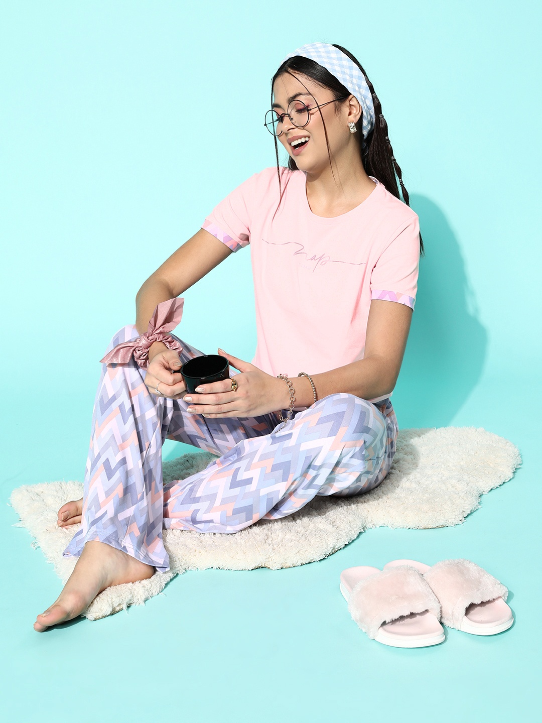 

Sweet Dreams Printed Night suit 2046AWCO, Pink