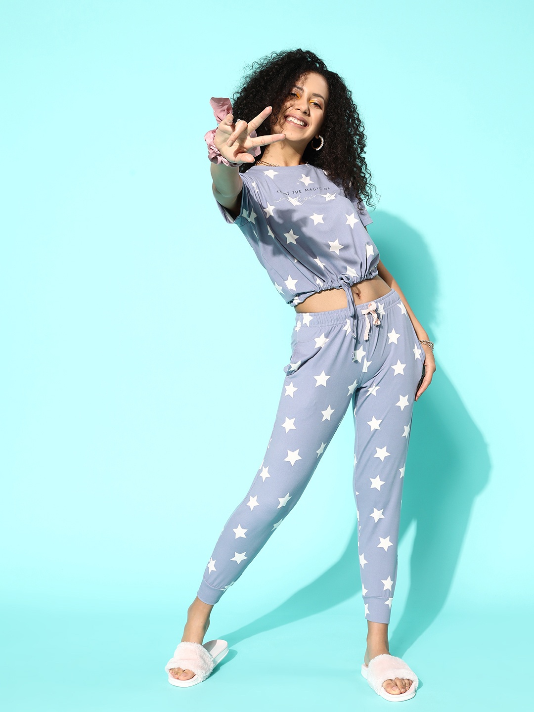 

Sweet Dreams Blue & White Geometric Printed Night Suit