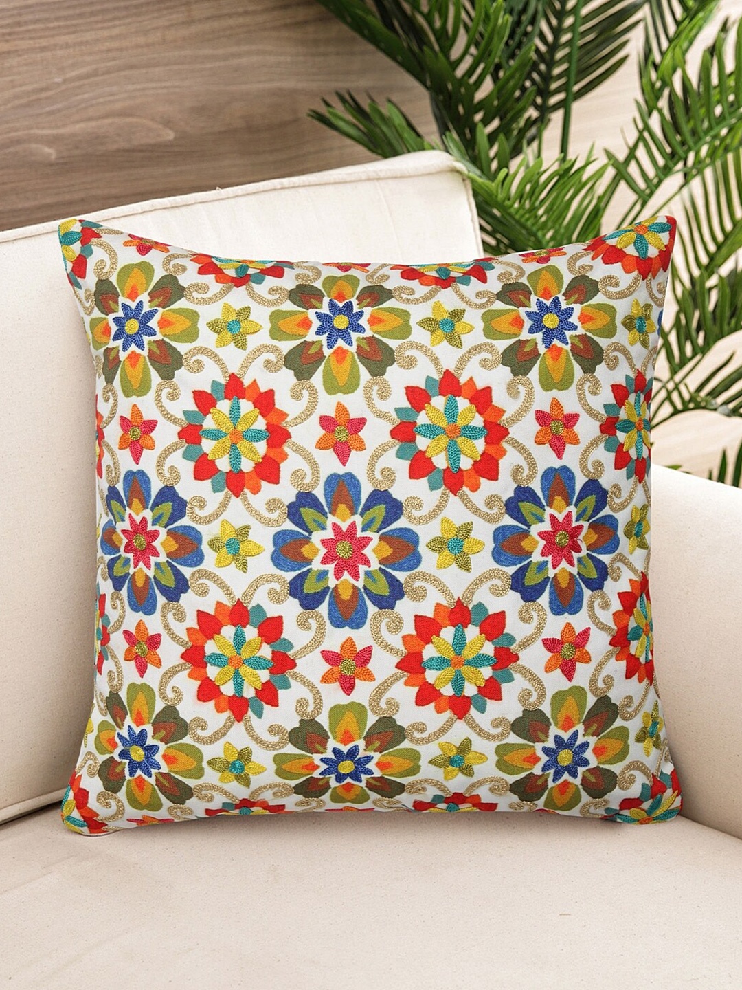 

NISRAG HOME White & Green Embroidered Square Cushion Cover