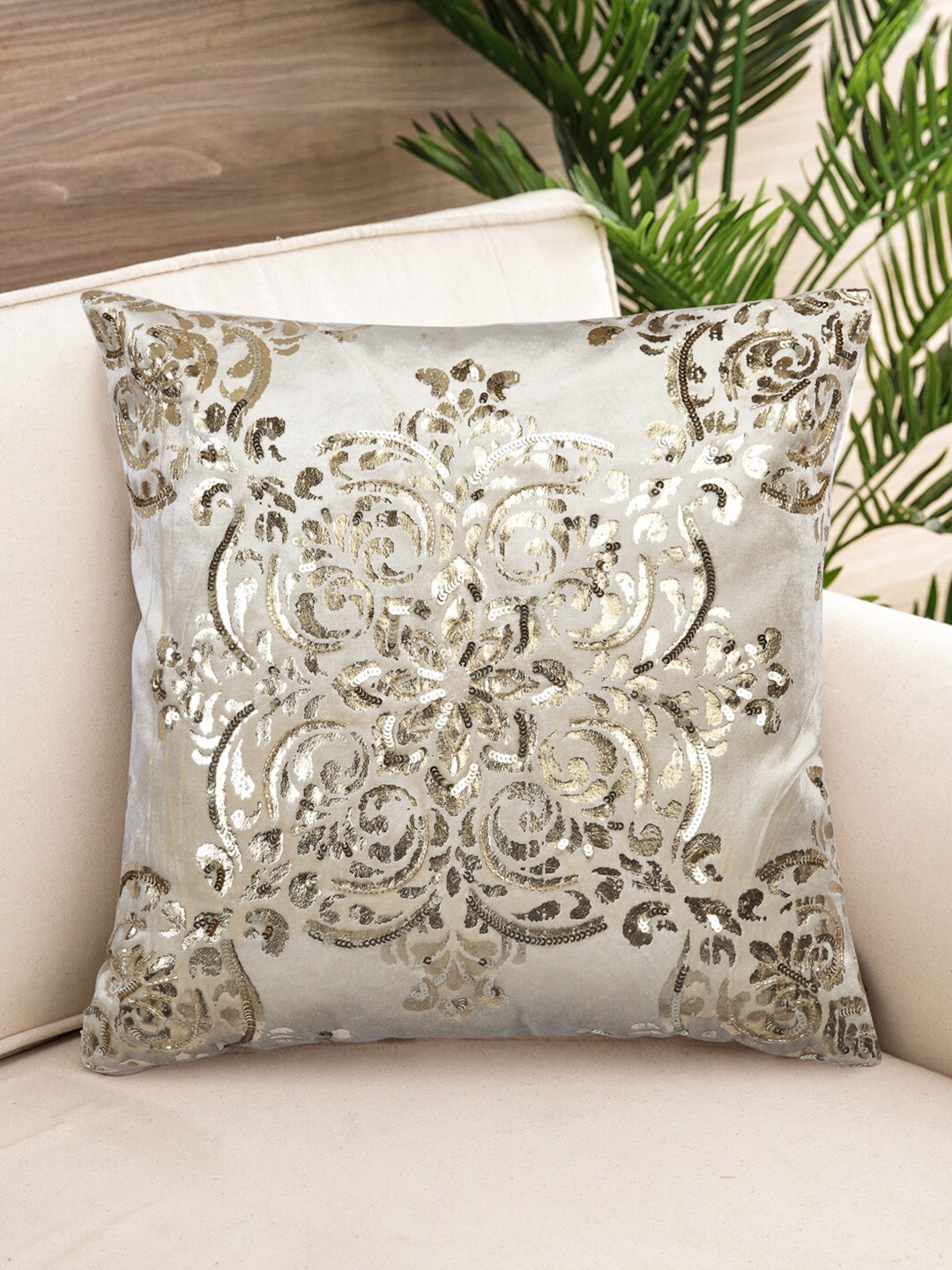 

NISRAG HOME Gold-Toned Embellished Velvet Square Cushion Cover
