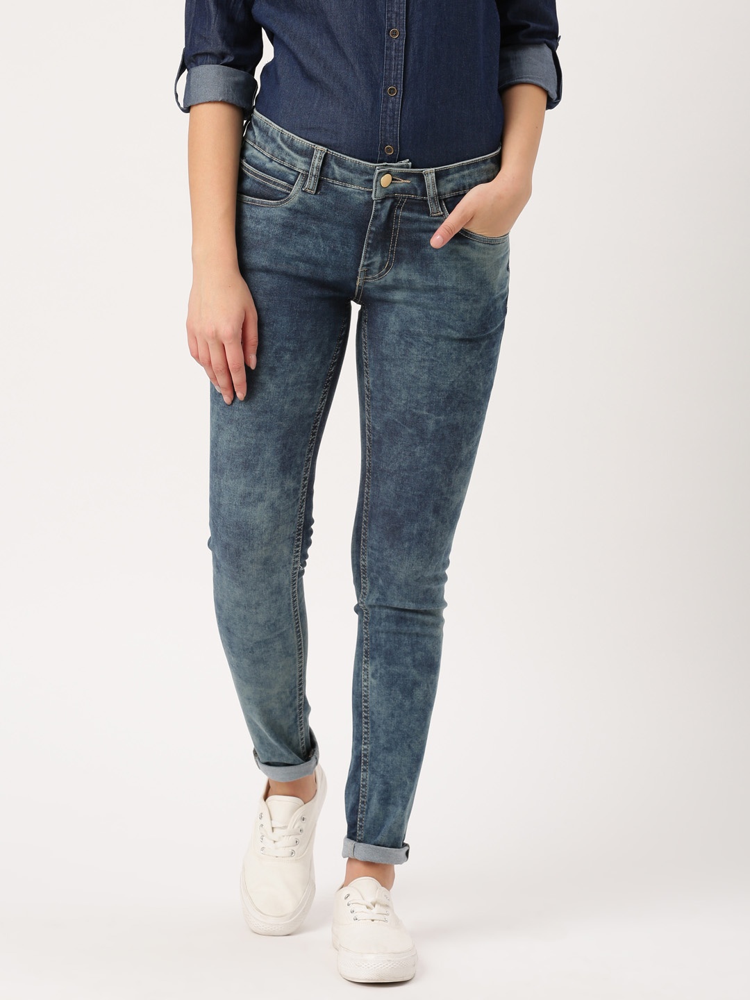 

DressBerry Women Blue Skinny Fit Mid-Rise Clean Look Stretchable Jeans