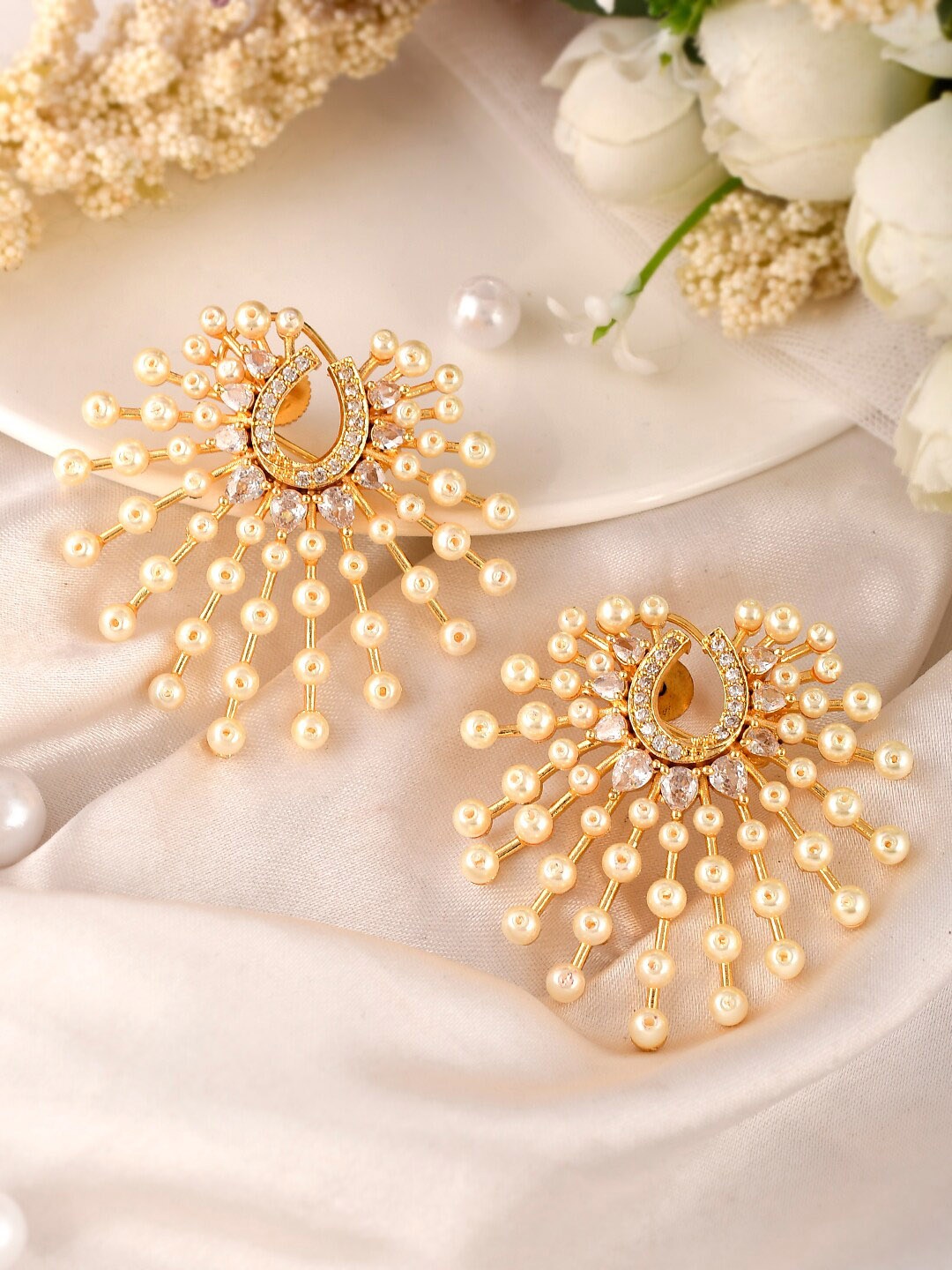 

AQUASTREET Gold-Plated Geometric Drop Earrings, White