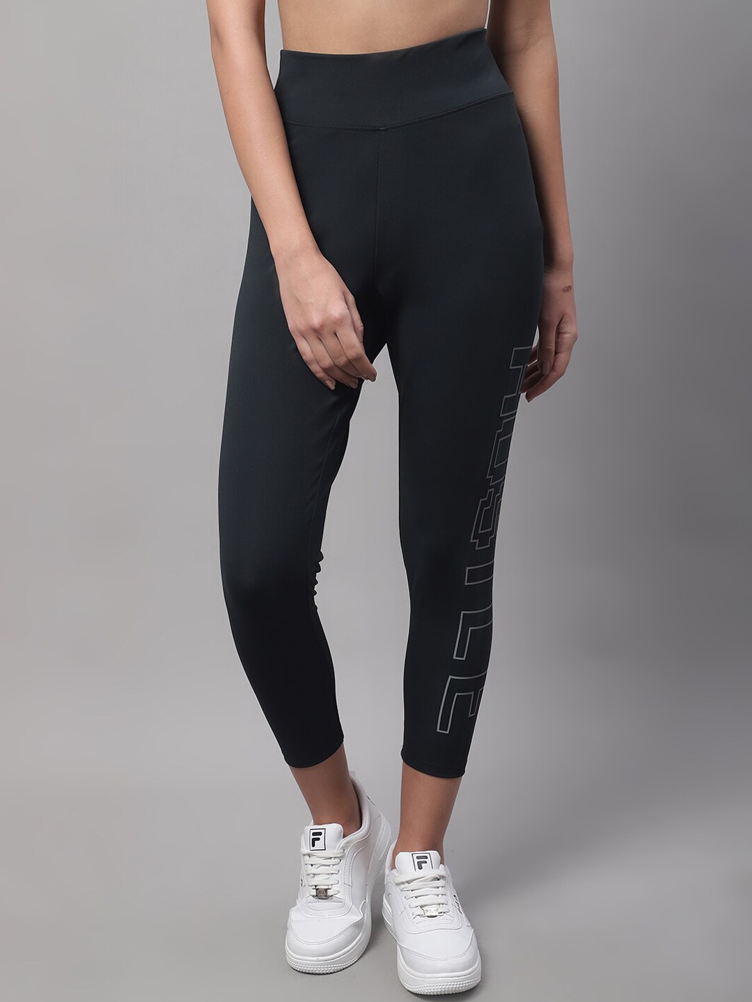 

PERFKT-U Women High-Rise Anti Odour Stretchable Tights, Black