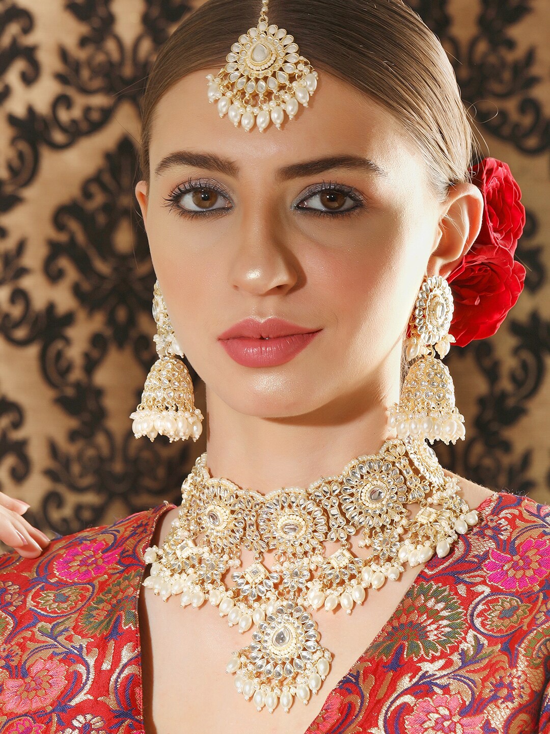 

Rubans Gold-Plated Kundan-Studded & Beaded Brass Jewellery Set