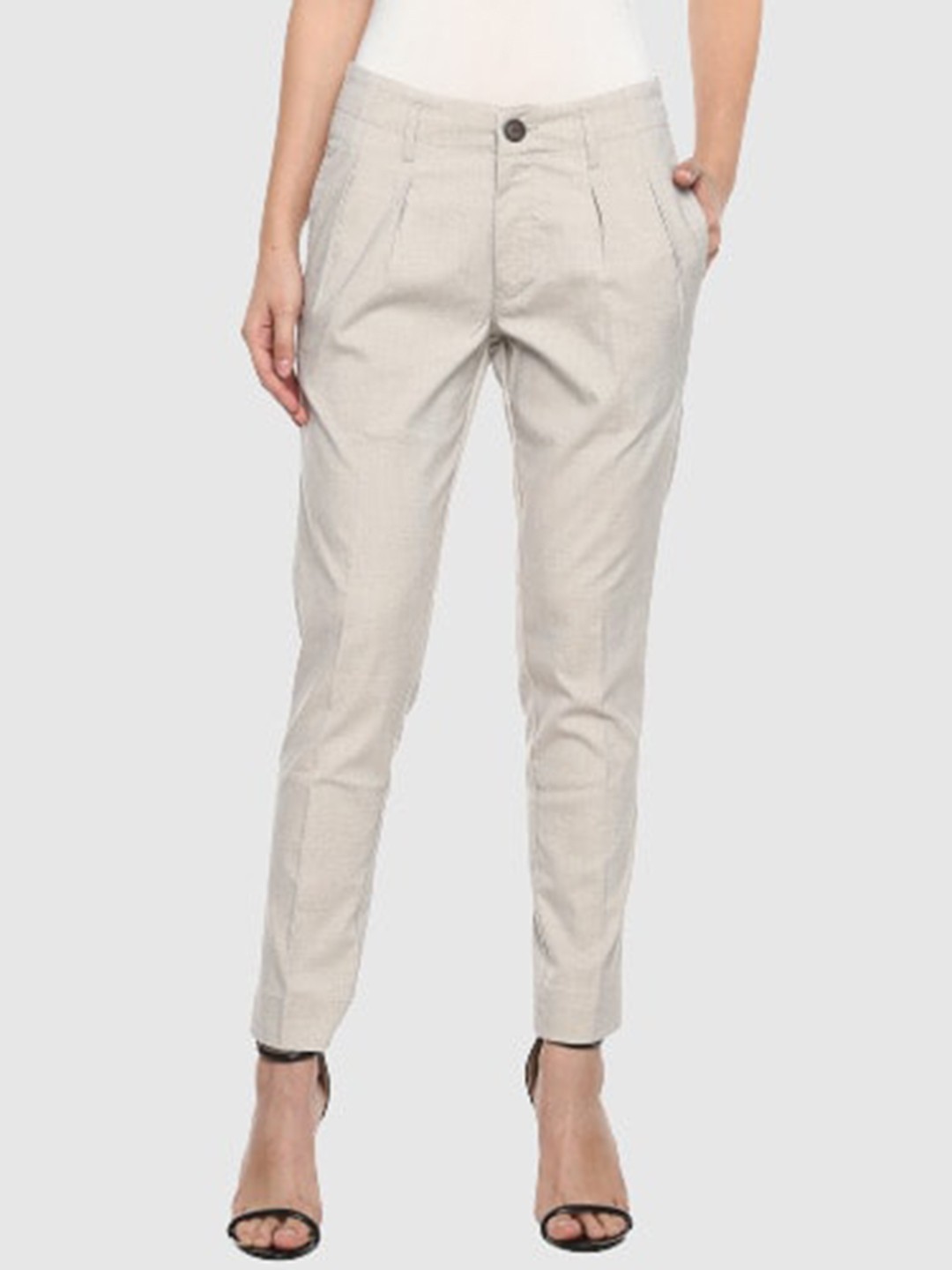 

LAMOURE BY RED CHIEF Women Mid Rise Slim Fit Pleated Cotton Cigarette Trousers, Beige