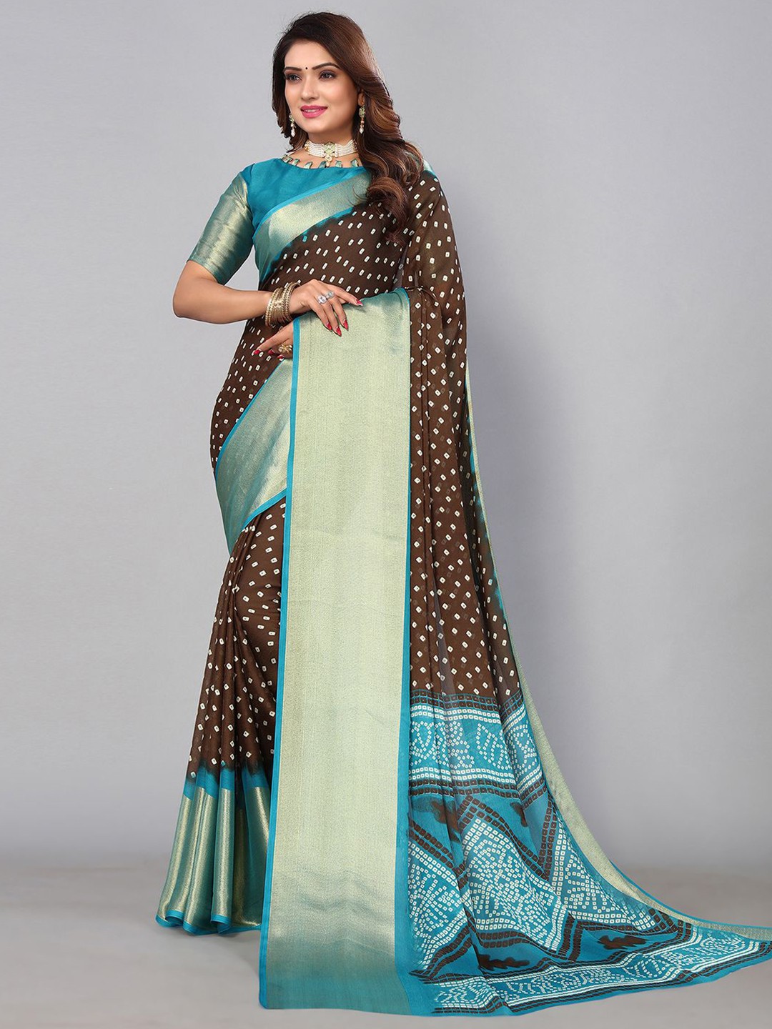 

SIRIL Bandhani Printed Zari Saree, Brown