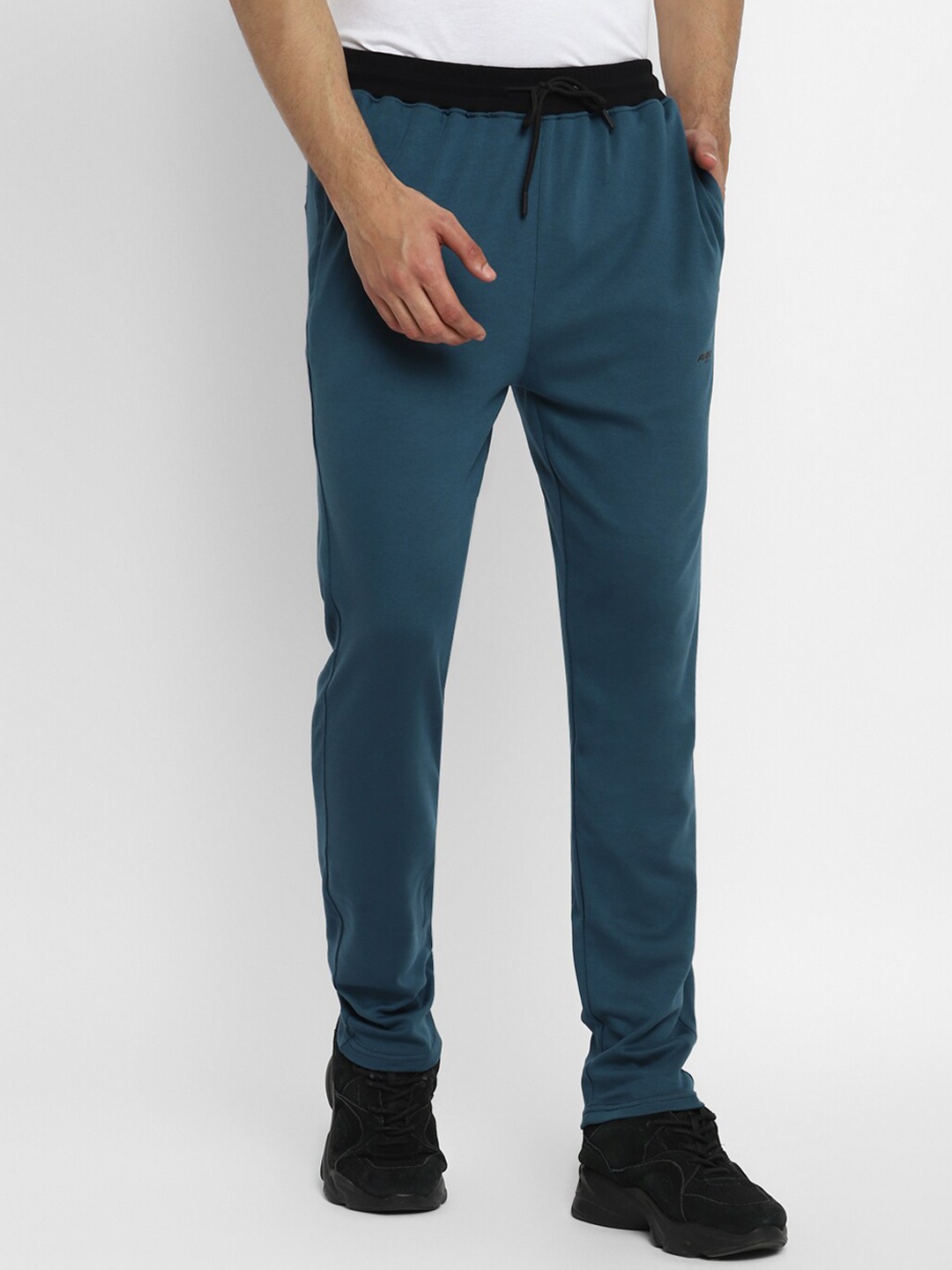

FURO by Red Chief Men Mid-Rise Track Pants, Navy blue