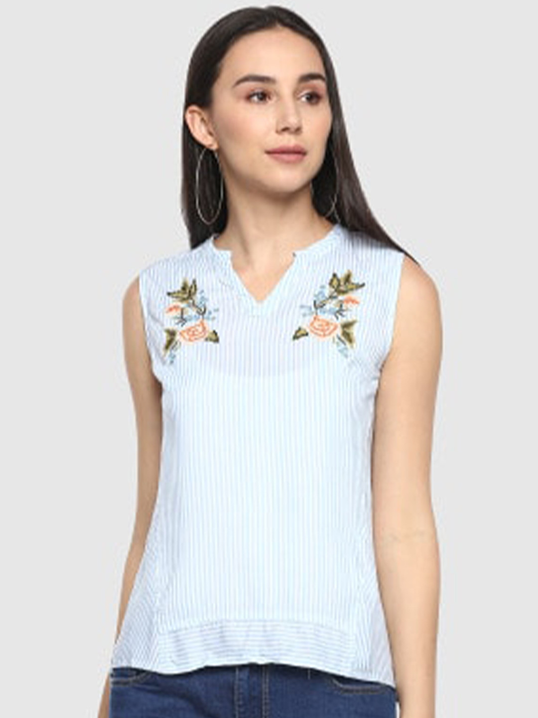 

LAMOURE BY RED CHIEF V-Neck Striped Embroidered Top, White
