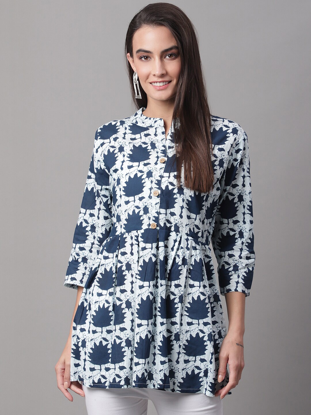 

FERANOID White & Blue Print Mandarin Collar Longline Top