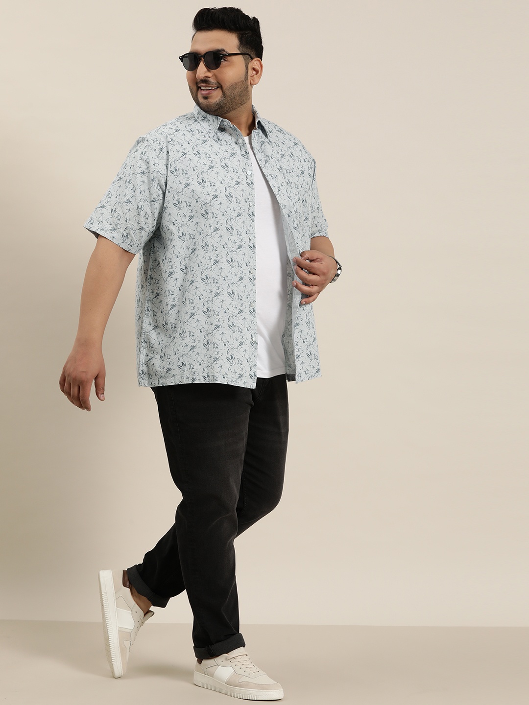 

Sztori Men Plus Size Leaf Printed Pure Cotton Casual Shirt, Blue