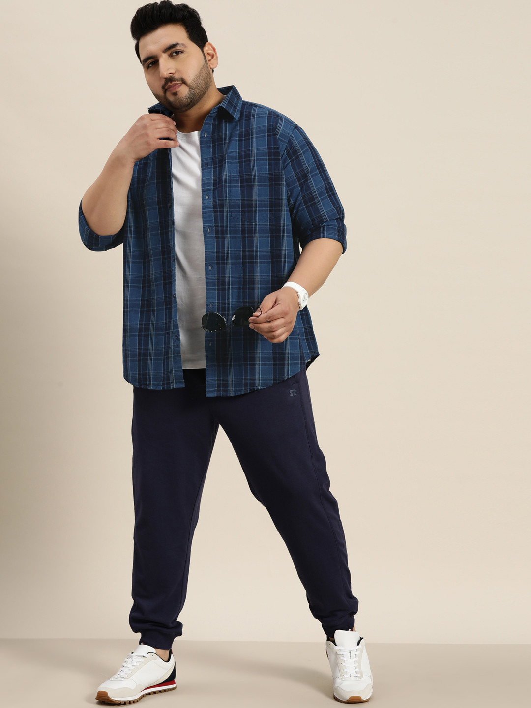 

Sztori Plus Size Pure Cotton Opaque Checked Casual Shirt, Navy blue
