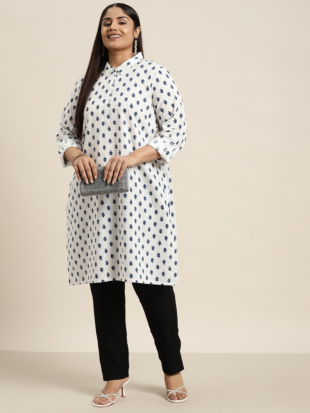 

Sztori Plus Size Pure Cotton Ethnic Motifs Printed Kurta, White