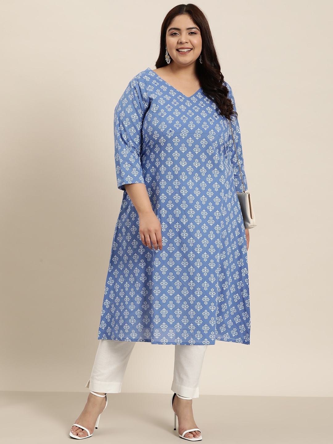 

Sztori Plus Size Ethnic Motifs Printed Mirror Work Kurta, Blue