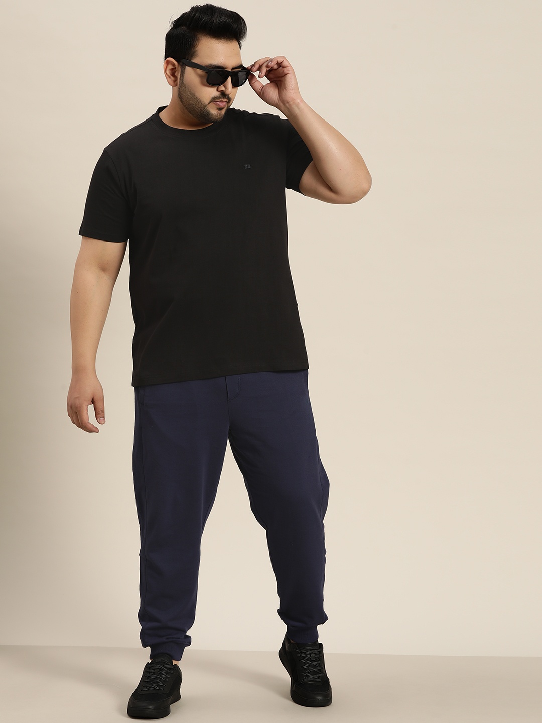 

Sztori Plus-Size Pure Cotton T-shirt, Black