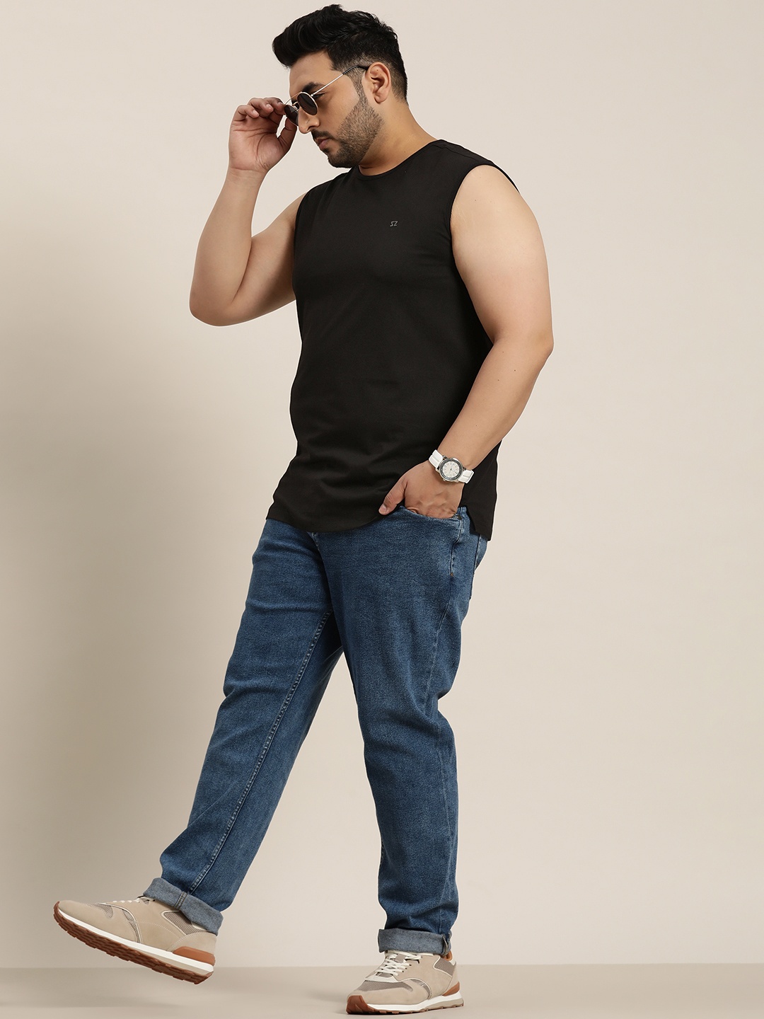 

Sztori Men Plus Size Sleeveless Solid T-shirt, Black