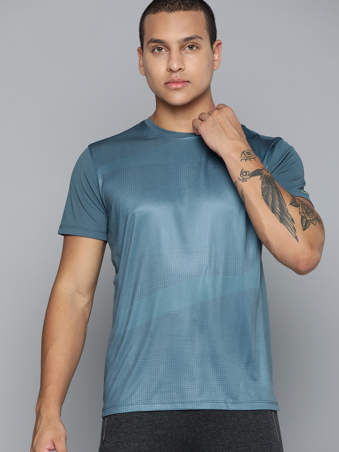 

HRX by Hrithik Roshan Men Rapid-Dry Printed Training T-shirt, Blue