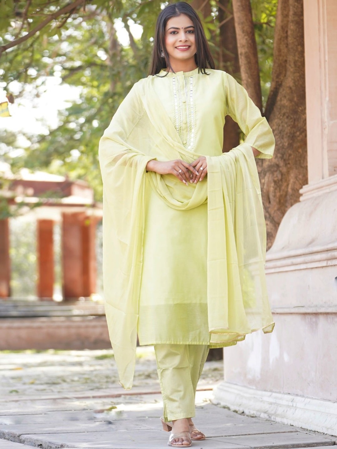 

Kesarya Band Collar Mirror Work Chanderi Silk Kurta with Trousers & Dupatta, Green