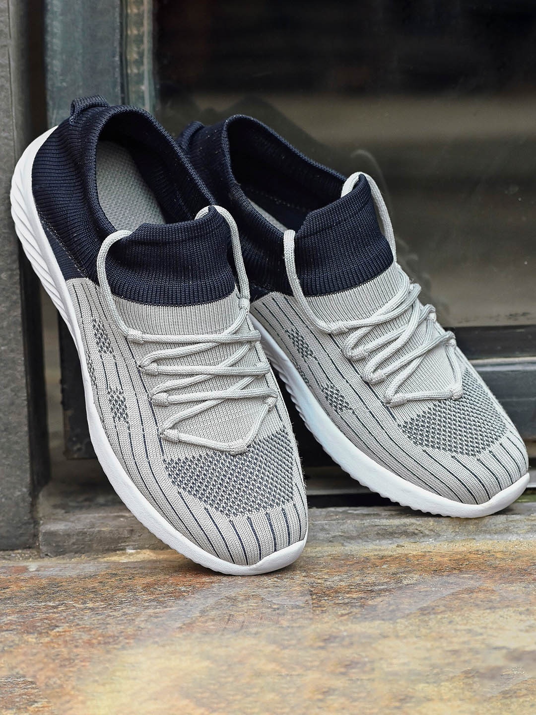 

BUCIK Men Mesh Lace-Up Running Non-Marking Shoes, Grey