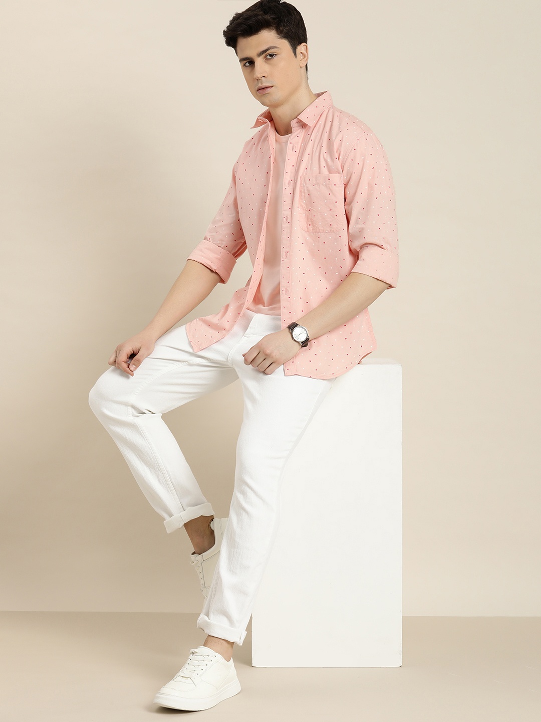 

INVICTUS Slim Fit Geometric Printed Pure Cotton Casual Shirt, Pink