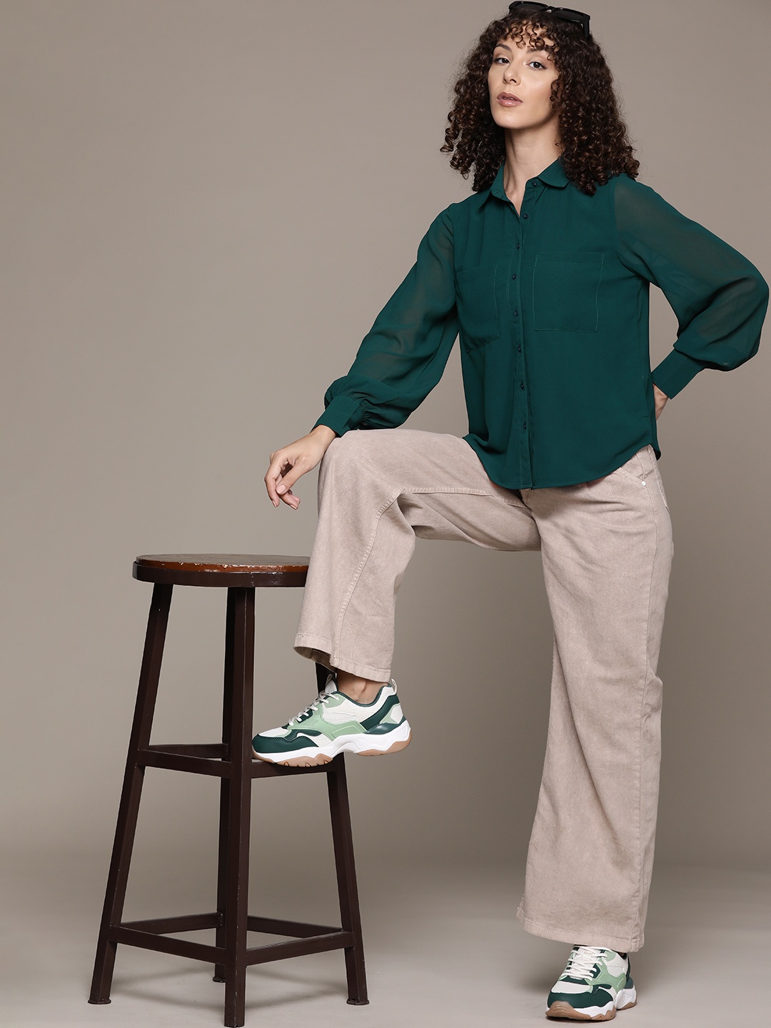 

The Roadster Lifestyle Co. Volume Sleeves Sheer Back Shirt, Green