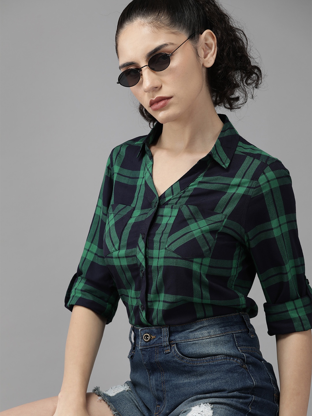 

The Roadster Lifestyle Co. Tartan Checked Regular Fit Opaque Casual Shirt, Navy blue