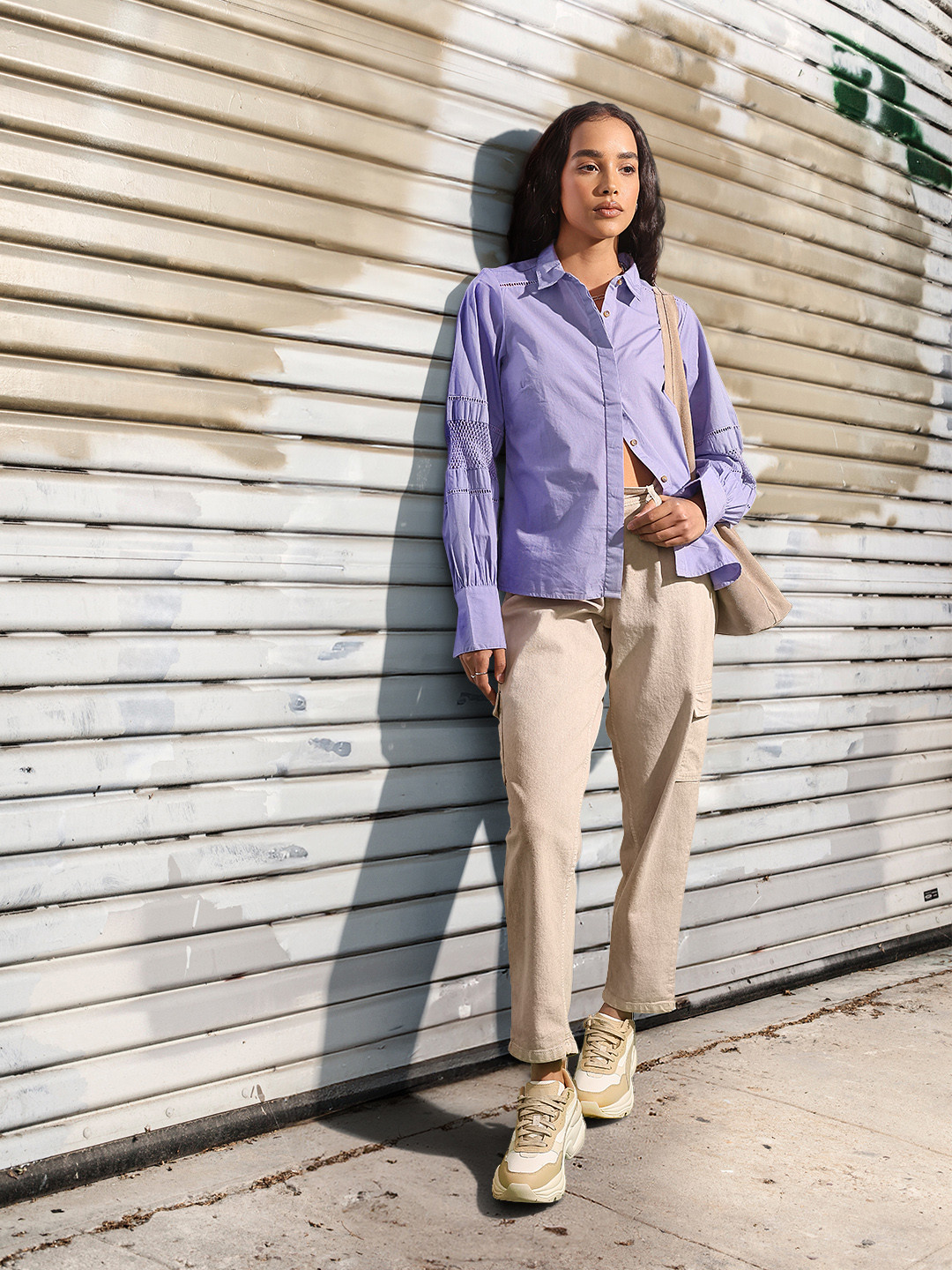 

The Roadster Lifestyle Co. Pure Cotton Lace Inserted Casual Shirt, Lavender