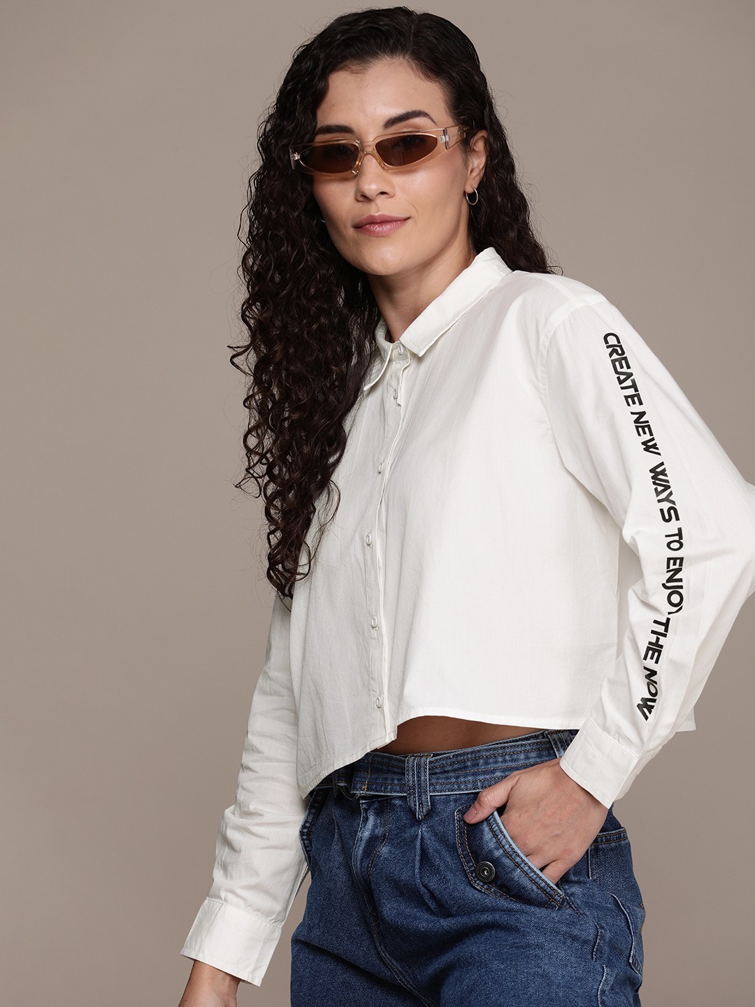 

The Roadster Life Co. Pure Cotton Opaque Printed Casual Crop Shirt, White