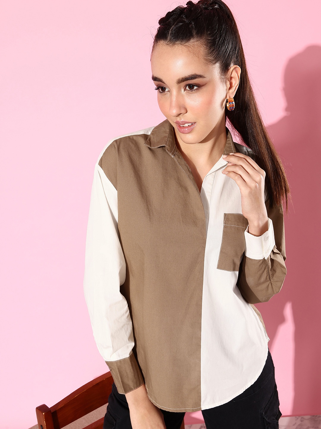 

The Roadster Life Co. Relaxed Fit Colourblocked Pure Cotton Casual Shirt, Brown